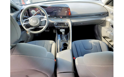 Hyundai Elantra SEL - автомобили, коли, обяви за нови и употребявани 6