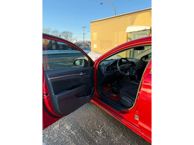 Hyundai Elantra Preferred FWD* АвтоКредит* (Цена до БГ) - автомобили, коли, обяви за нови и употребявани 8