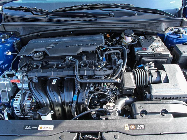 Hyundai Elantra Luxury FWD* АвтоКредит* (Цена до БГ) - автомобили, коли, обяви за нови и употребявани 5