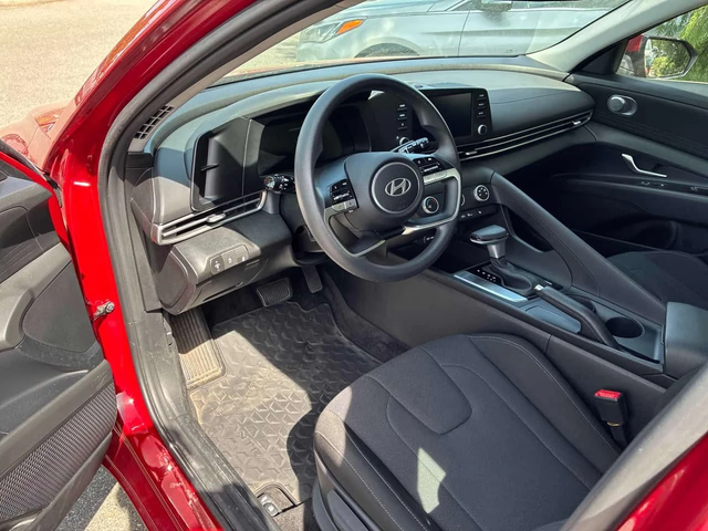 Hyundai Elantra * Essential * CARFAX * ПОДГРЕВ * KEYLESS * КЛИП - автомобили, коли, обяви за нови и употребявани 4