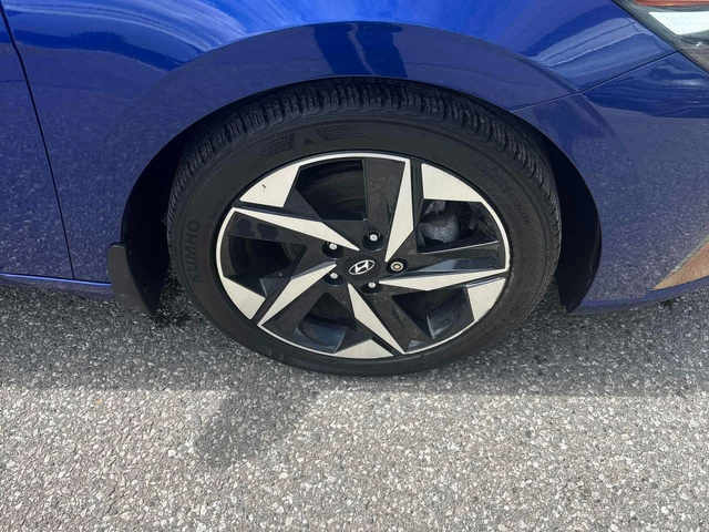 Hyundai Elantra * Ultimate Tech * CARFAX * ШИБИДАХ * KEYLESS * - автомобили, коли, обяви за нови и употребявани 6