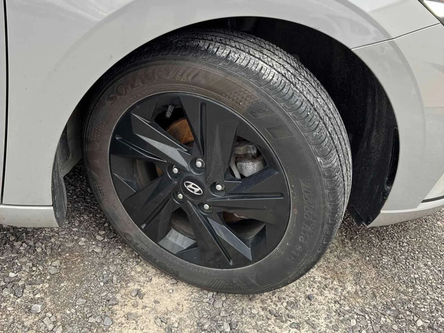Hyundai Elantra | Preferred | ПОДГРЕВ | CARFAX | - автомобили, коли, обяви за нови и употребявани 6