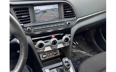 Hyundai Elantra * Preferred w/Sun & Safety Package IVT * ПОДГРЕВ* - автомобили, коли, обяви за нови и употребявани 8