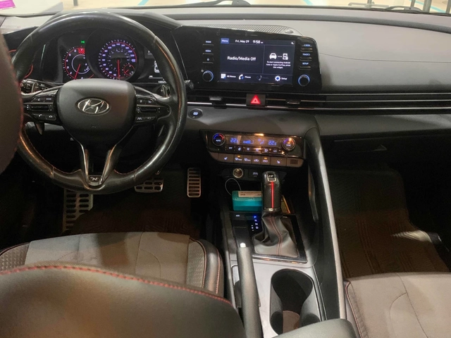 Hyundai Elantra N LINE / CARFAX - автомобили, коли, обяви за нови и употребявани 6