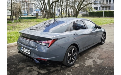 hyundai-elantra - 3