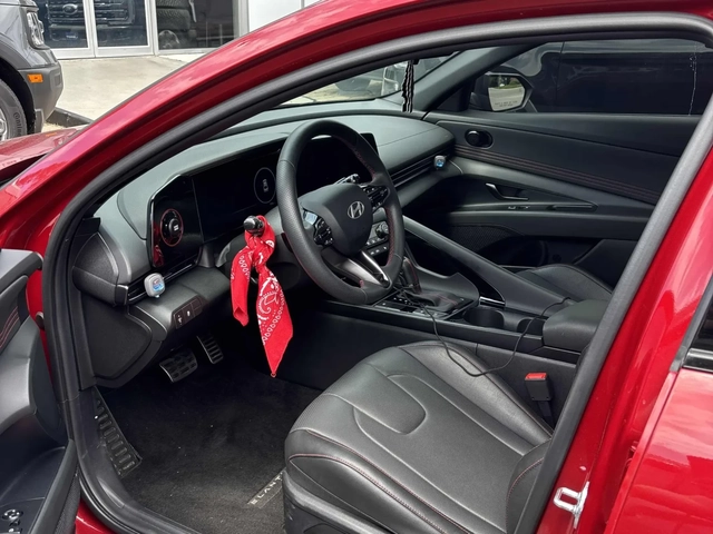 Hyundai Elantra N Line Ultimate - автомобили, коли, обяви за нови и употребявани 3