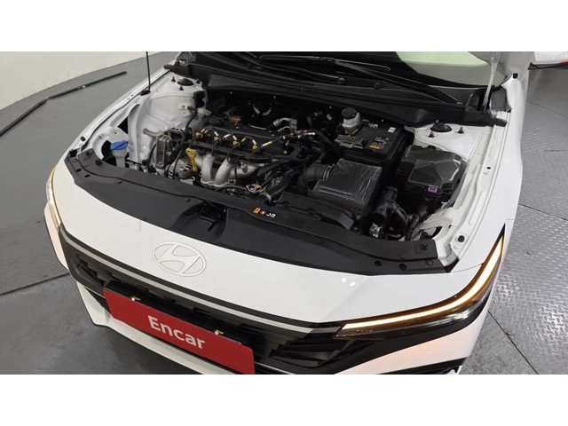 Hyundai Elantra INSPIRATION / 360 КАМЕРИ / BOSE / LPG ТЕЧНА ФАЗА! - автомобили, коли, обяви за нови и употребявани 4