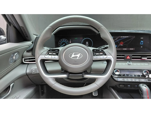 Hyundai Elantra КОЖА* ОБДУХВ* НАВИ* ПАНО - автомобили, коли, обяви за нови и употребявани 10