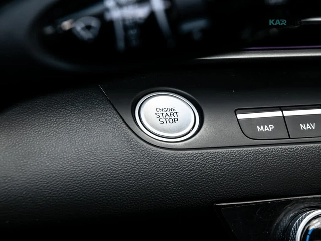 Hyundai Elantra Preferred FWD - автомобили, коли, обяви за нови и употребявани 13