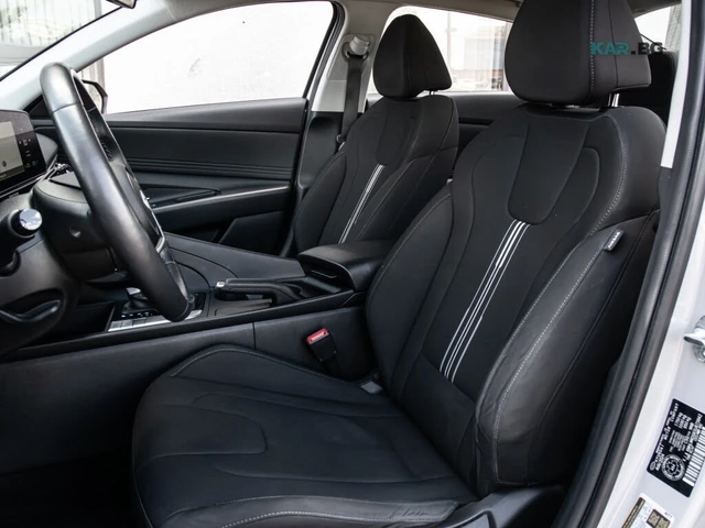 Hyundai Elantra Preferred FWD - автомобили, коли, обяви за нови и употребявани 8