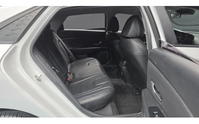 Hyundai Elantra 1.6 - автомобили, коли, обяви за нови и употребявани 10