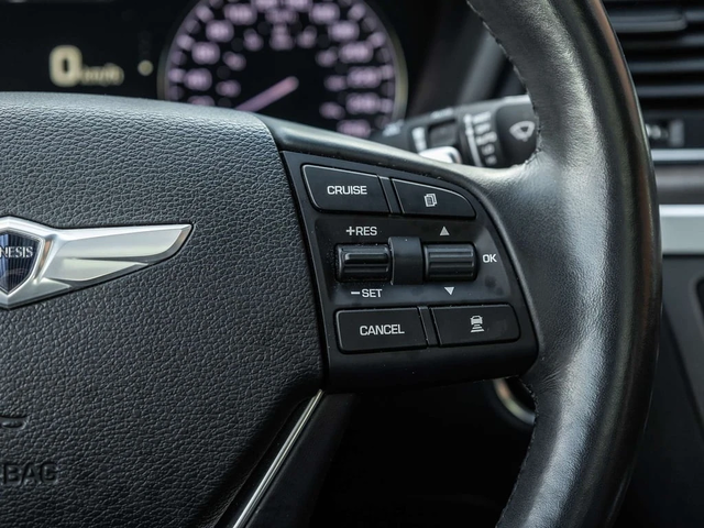 Hyundai Genesis * 3.8L * CARFAX * ЦЕНА ДО БГ - автомобили, коли, обяви за нови и употребявани 9