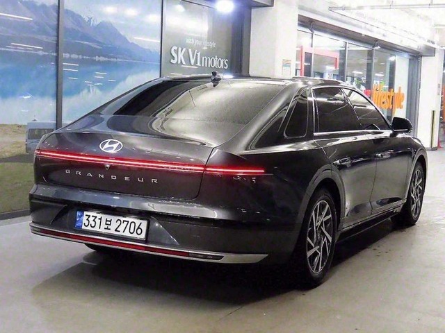 Hyundai Grandeur 3.5 V6 AWD ЛИЗИНГ БЕЗ ПЪРВОНАЧАЛНА ВНОСКА - автомобили, коли, обяви за нови и употребявани 3