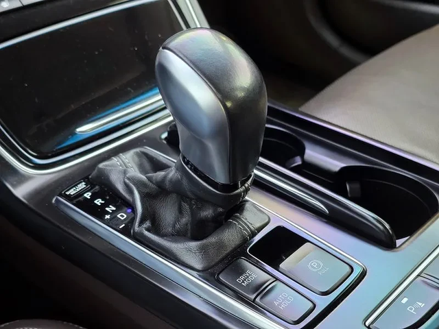 Hyundai Grandeur Ig 3.0 Exclusive Special - автомобили, коли, обяви за нови и употребявани 8