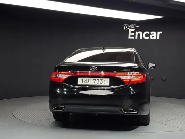 Hyundai Grandeur Hg300 Premium - автомобили, коли, обяви за нови и употребявани 3