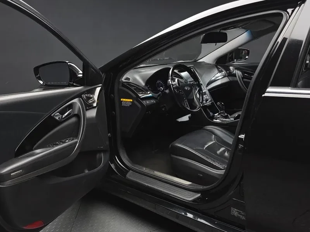 Hyundai Grandeur Hg300 Premium - автомобили, коли, обяви за нови и употребявани 9