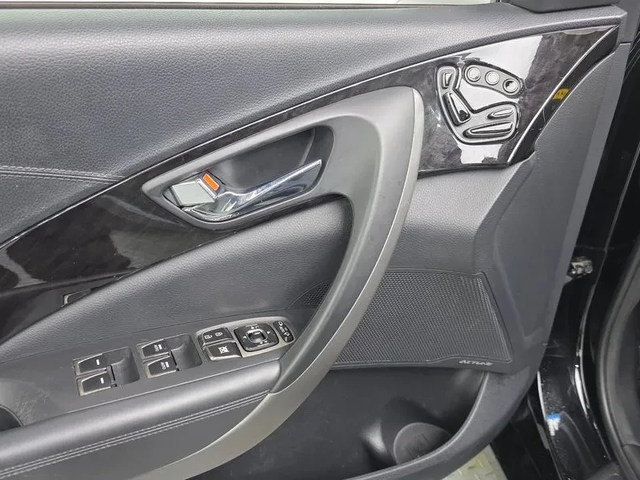 Hyundai Grandeur Hg300 Premium - автомобили, коли, обяви за нови и употребявани 11