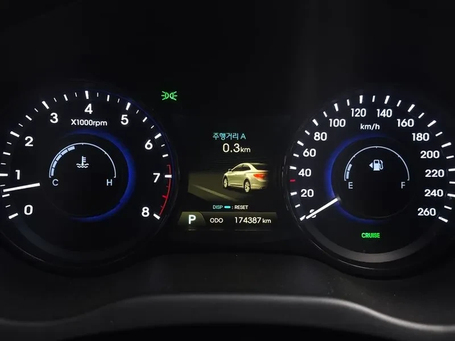 Hyundai Grandeur Hg300 Exclusive - автомобили, коли, обяви за нови и употребявани 7