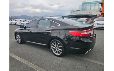 hyundai-grandeur - 2