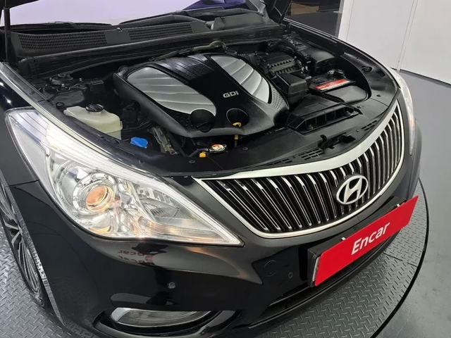 Hyundai Grandeur Hg300 Premium - автомобили, коли, обяви за нови и употребявани 5