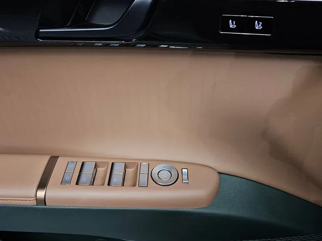 Hyundai Grandeur 3.5 4Wd Calligraphy - автомобили, коли, обяви за нови и употребявани 11