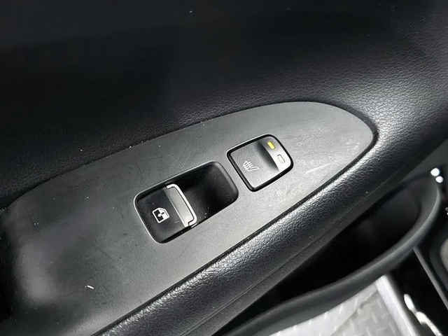 Hyundai Grandeur 3.3 Premium - автомобили, коли, обяви за нови и употребявани 16