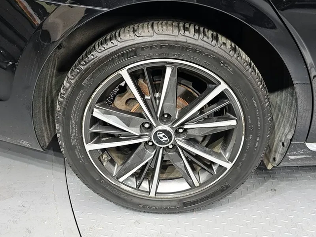 Hyundai Grandeur 3.3 Premium - автомобили, коли, обяви за нови и употребявани 4