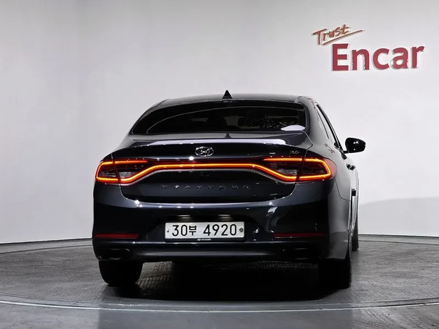 Hyundai Grandeur 3.0 Exclusive - автомобили, коли, обяви за нови и употребявани 3