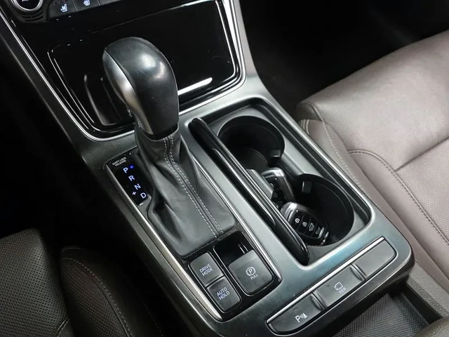 Hyundai Grandeur 3.0 Exclusive - автомобили, коли, обяви за нови и употребявани 8