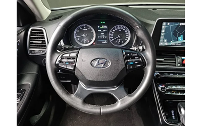 Hyundai Grandeur 3.0 Exclusive - автомобили, коли, обяви за нови и употребявани 12