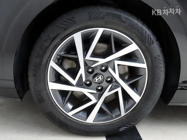 Hyundai Grandeur 3.5 LPG - автомобили, коли, обяви за нови и употребявани 16