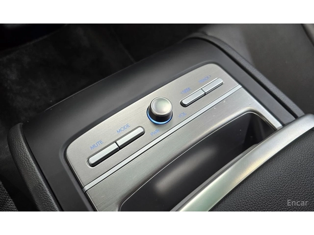 Hyundai Grandeur 3.5* ГАЗ* ДИСТРОНИК* ОБДУХ* 360* BOSE* КРАЙНА ЦЕНА - автомобили, коли, обяви за нови и употребявани 13