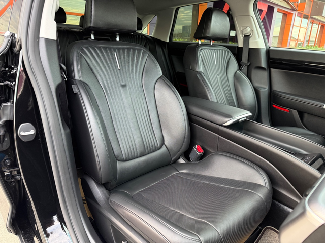 Hyundai Grandeur GN7 - автомобили, коли, обяви за нови и употребявани 13