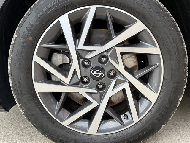 Hyundai Grandeur GN7 - автомобили, коли, обяви за нови и употребявани 23