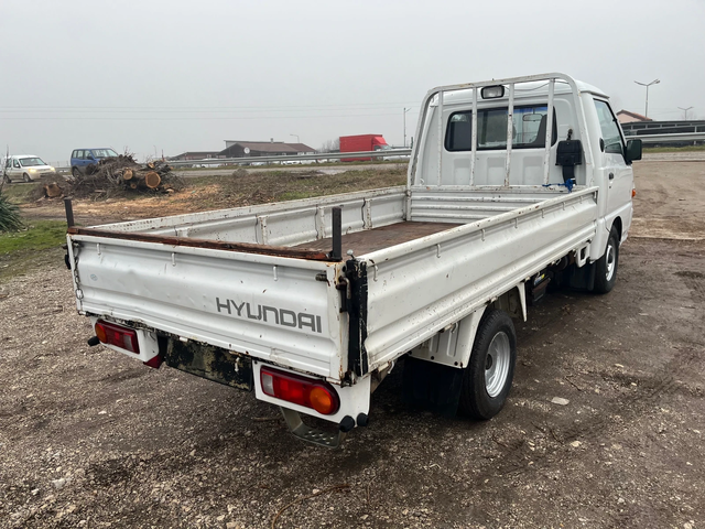 Hyundai H 100-2.5TDI-ITALIA - автомобили, коли, обяви за нови и употребявани 6