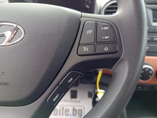 Hyundai I10 1.0i-FACELIFT-СЕРВИЗНА ИСТОРИЯ - автомобили, коли, обяви за нови и употребявани 11