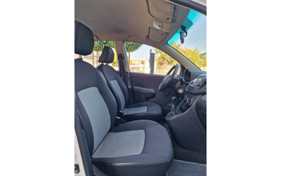 Hyundai I10 1.1 / четири цилиндъра - автомобили, коли, обяви за нови и употребявани 10