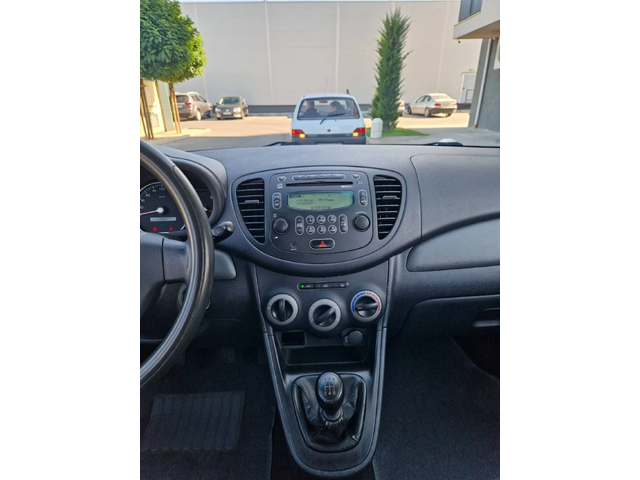 Hyundai I10 1.1 / четири цилиндъра - автомобили, коли, обяви за нови и употребявани 12