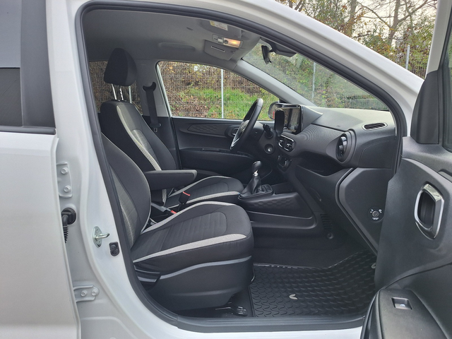 Hyundai I10 Trend Line 1 - автомобили, коли, обяви за нови и употребявани 13