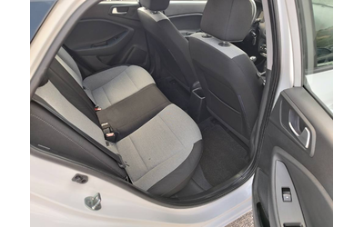 Hyundai I20 1.2 ГАЗ-БЕНЗИН - автомобили, коли, обяви за нови и употребявани 6