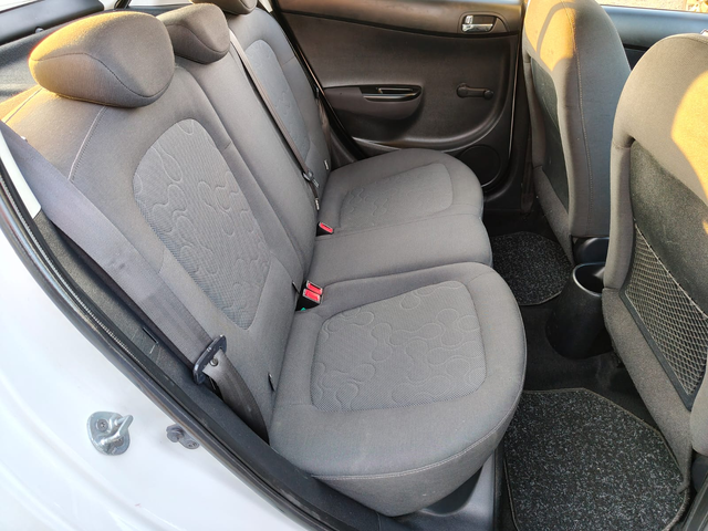 Hyundai i20 1.25Iㅤ ㅤ ㅤ ㅤ - автомобили, коли, обяви за нови и употребявани 11