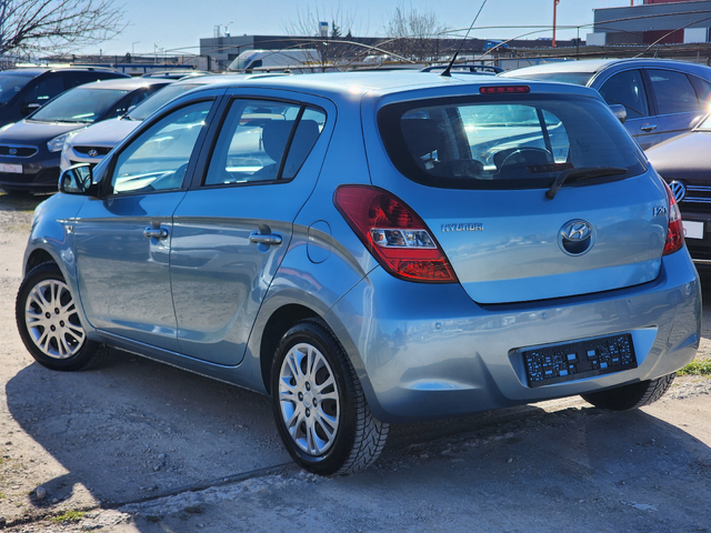 Hyundai I20 1.2i/LPG - автомобили, коли, обяви за нови и употребявани 2