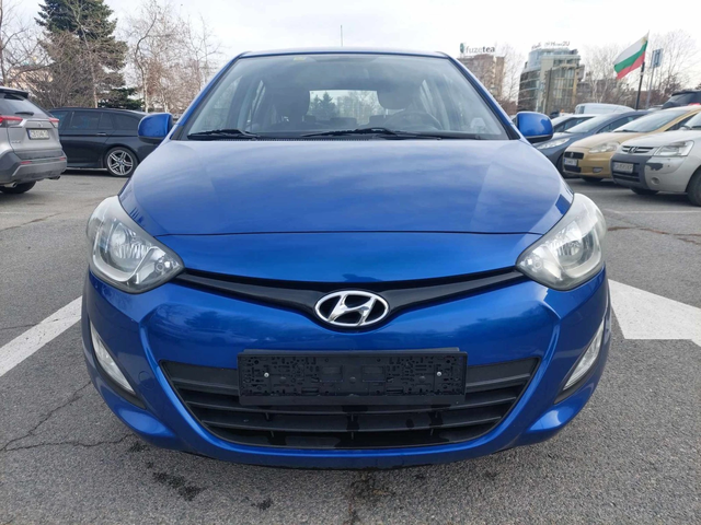 Hyundai I20 1, 4CRDI 90ps 6ck - автомобили, коли, обяви за нови и употребявани 2
