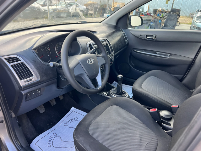 Hyundai I20 1.2i-86к.с. 16v ГАЗ-FACELIFT - автомобили, коли, обяви за нови и употребявани 10