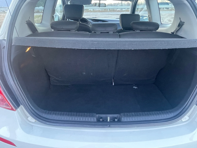 Hyundai I20 1.1GRDI-NAVI-ITALIA - автомобили, коли, обяви за нови и употребявани 11