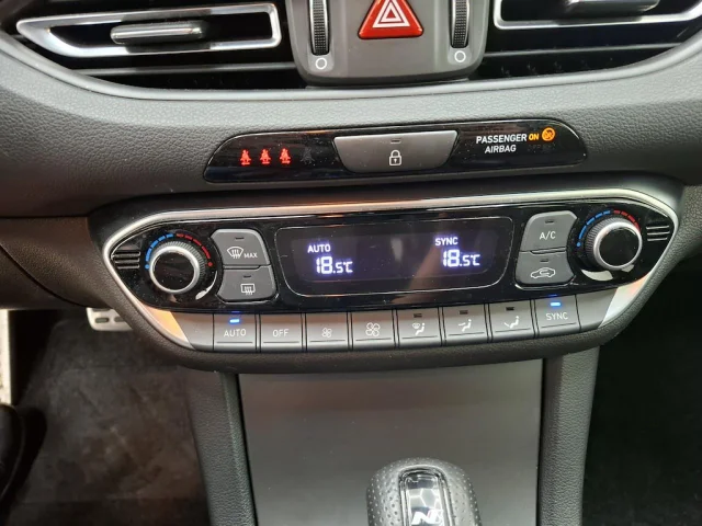 Hyundai i30 1.5 T-GDi (160 кс) Mild Hybrid DCT - автомобили, коли, обяви за нови и употребявани 9