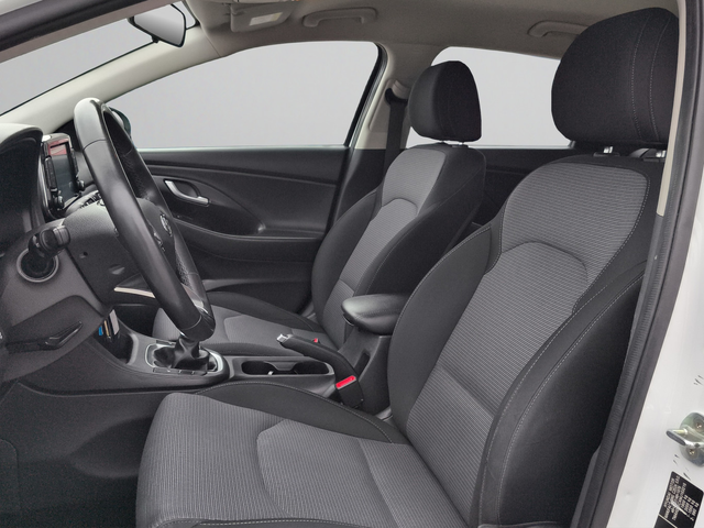 Hyundai i30 1.5DPi 110hp MT6 E6 - автомобили, коли, обяви за нови и употребявани 8