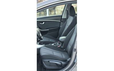 Hyundai I30 1.6 *Germany* - автомобили, коли, обяви за нови и употребявани 14