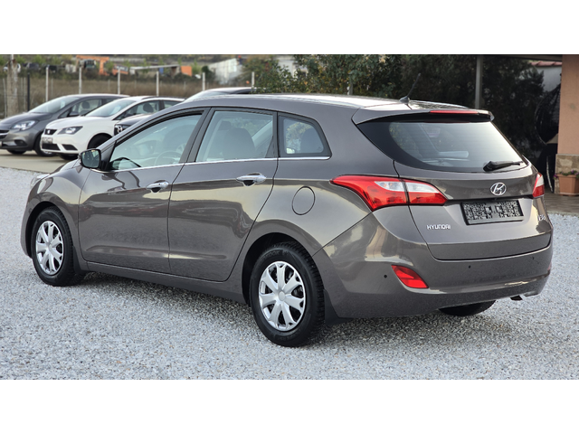 Hyundai I30 1.6 *Germany* - автомобили, коли, обяви за нови и употребявани 5