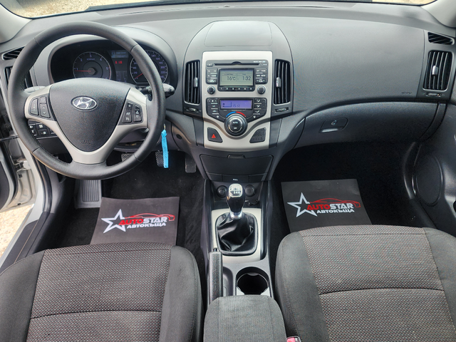 Hyundai I30 1.6CRDI - автомобили, коли, обяви за нови и употребявани 5